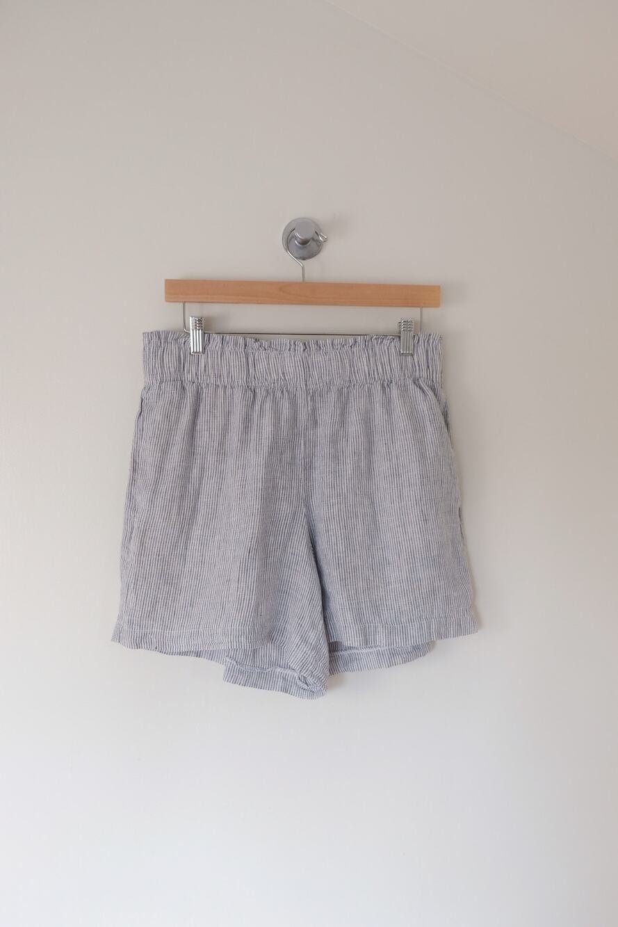 Quince 100% European Linen Chambray Stripe Shorts Quiet Luxury Coastal Grandma M